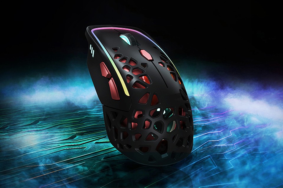 This gaming mouse has a built-in fan to cool your palms