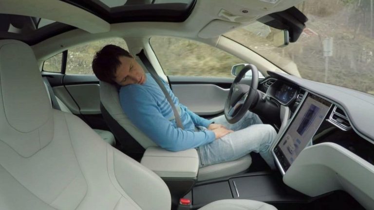 Man Caught Sleeping in Tesla Autopilot Mode over 90 mph