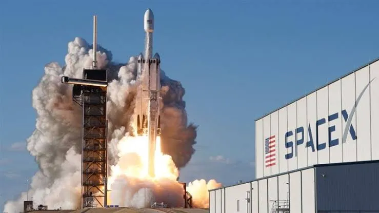 Demi Keamanan, SpaceX Bakal Hancurkan Salah Satu Roketnya